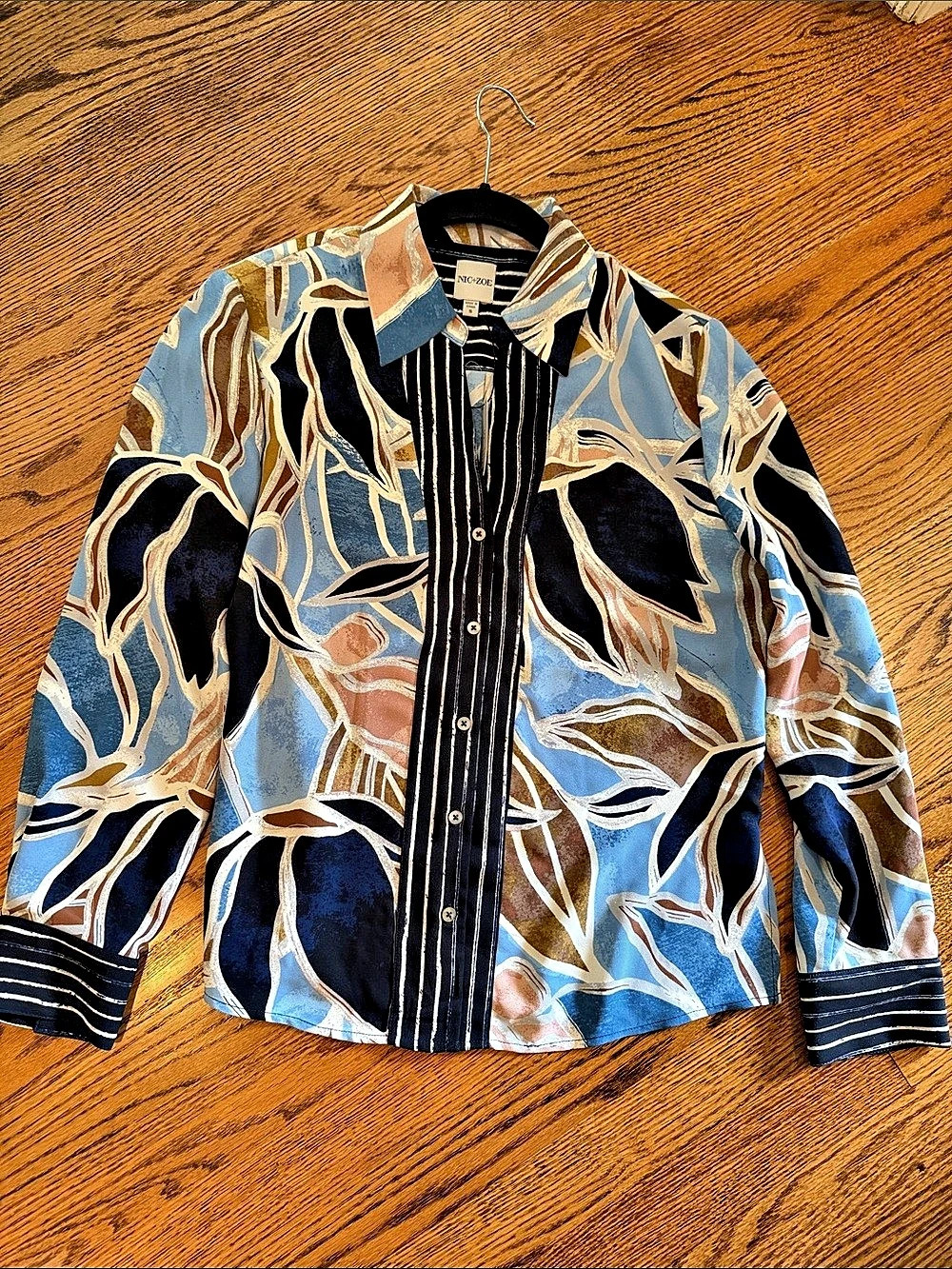 Nic+Zoe Sapphire Shades Shirt Abstract Print Blue & Black Small